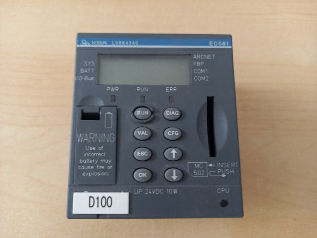 Naprawa modułu komunikacyjnego ABB EC581-ARCNET B stosowanego w maszynach przemysłowych i poligraficznych. Diagnostyka oraz serwis elektroniki.